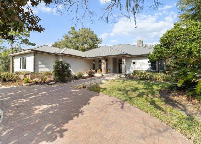 Property at 3840 W Black Diamond Cir, Lecanto, FL 34461, 3 beds, 3 baths