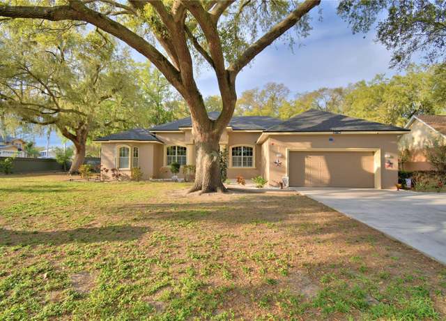 Property at 1 Lake Eloise Ln, Winter Haven, FL 33884, 4 beds, 3 baths
