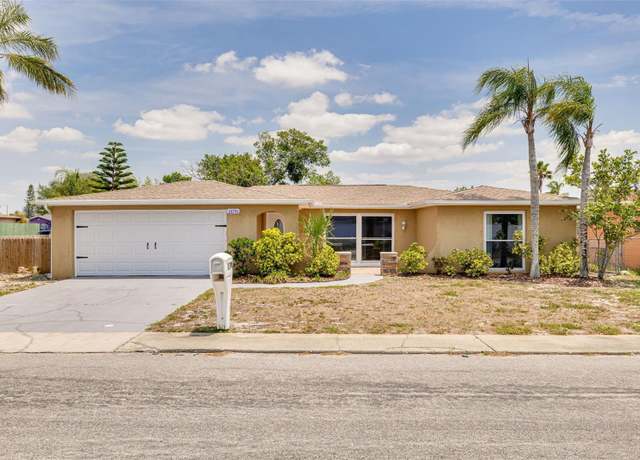 Property at 1170 Chelsea Ln, Holiday, FL 34691, 3 beds, 2 baths