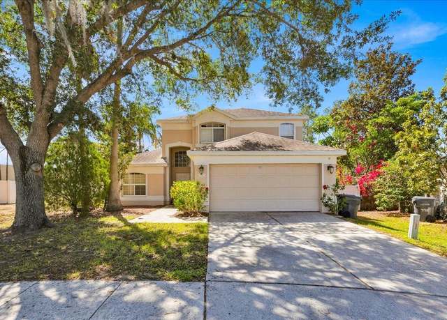 Property at 786 Oxford Dr, Davenport, FL 33897, 4 beds, 2.5 baths
