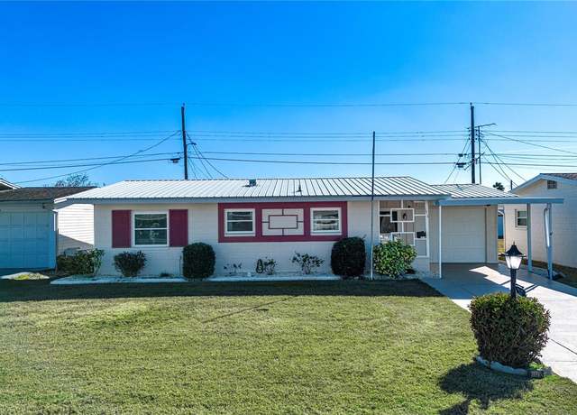 Property at 1518 Chevy Chase Dr, Sun City Center, FL 33573, 2 beds, 2 baths