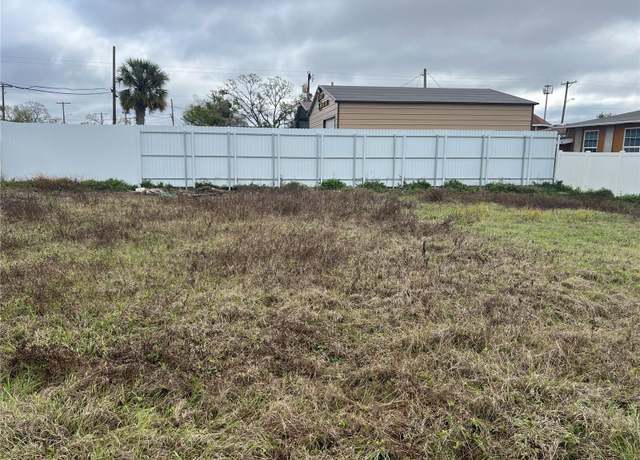Property at 4104 W Osborne Ave, Tampa, FL 33614, 1 bed, 1 bath