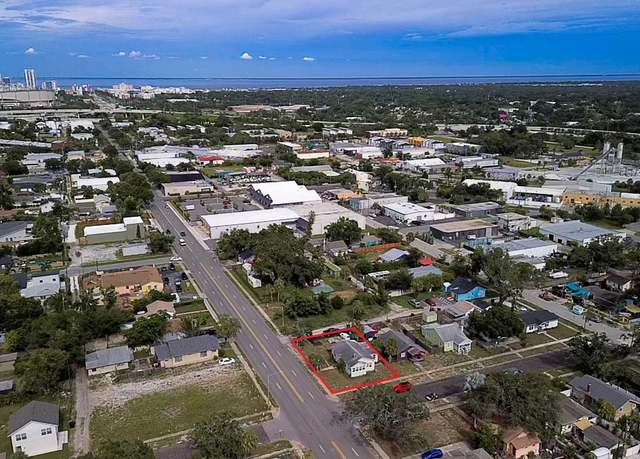 Property at 2560 5th Ave S, St Petersburg, FL 33712, 3 beds, 1 bath