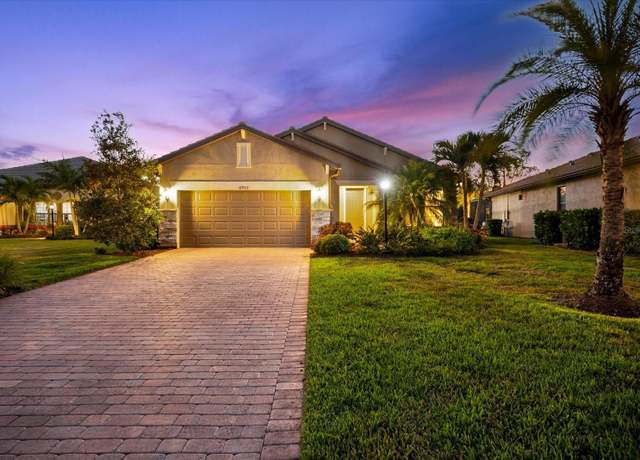 Property at 6912 Gosport Cv, Bradenton, FL 34202, 3 beds, 2 baths