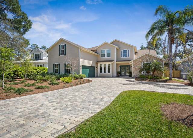 Property at 28 Cinnamon Grove Ln, Palm Coast, FL 32137, 4 beds, 3.5 baths