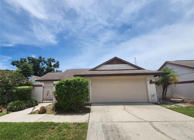 Property at 10813 Venice Cir, Tampa, FL 33635, 3 beds, 2 baths