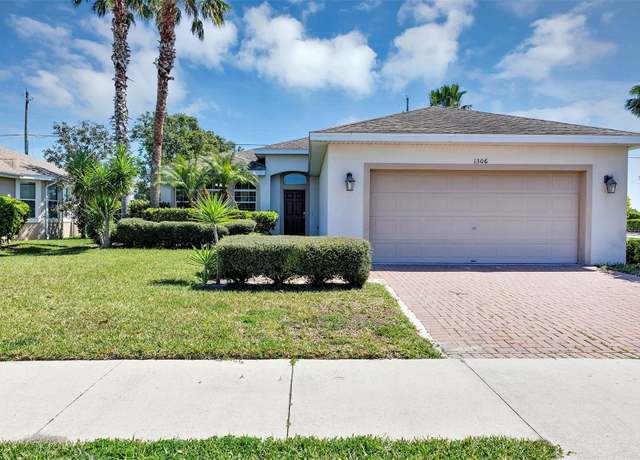 Property at 1306 Windward Oaks Loop, Auburndale, FL 33823, 3 beds, 2 baths
