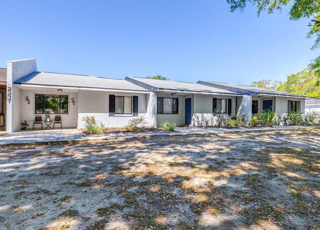 Property at 2237 Bordeau Ct, Auburndale, FL 33823, 6 beds, 6 baths