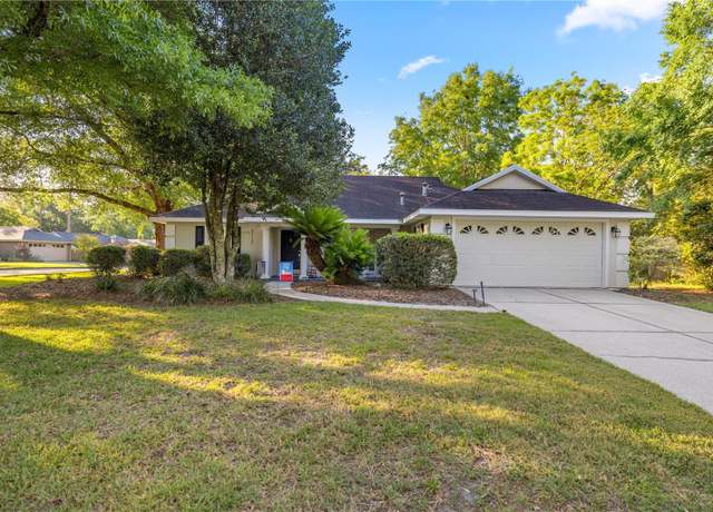 Property at 8115 SW 65th Ln, Gainesville, FL 32608, 3 beds, 2 baths
