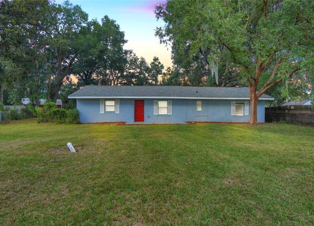 Property at 1901 NE 63rd St, Ocala, FL 34479, 3 beds, 2 baths