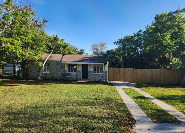 Property at 2309 22nd Ave W, Bradenton, FL 34205, 2 beds, 2 baths