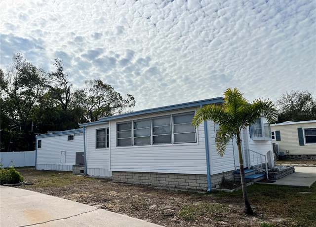 Property at 326 Mount Saxon Ave NE #314, St Petersburg, FL 33702, 2 beds, 1 bath