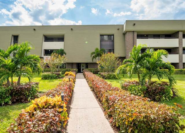 Property at 36750 US Highway 19 N #04221, Palm Harbor, FL 34684, 2 beds, 2 baths