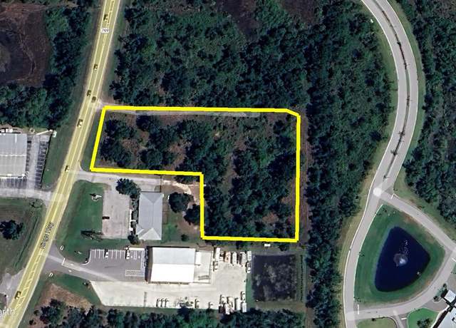 Property at 12280 SW County Road 769, Lake Suzy, FL 34269