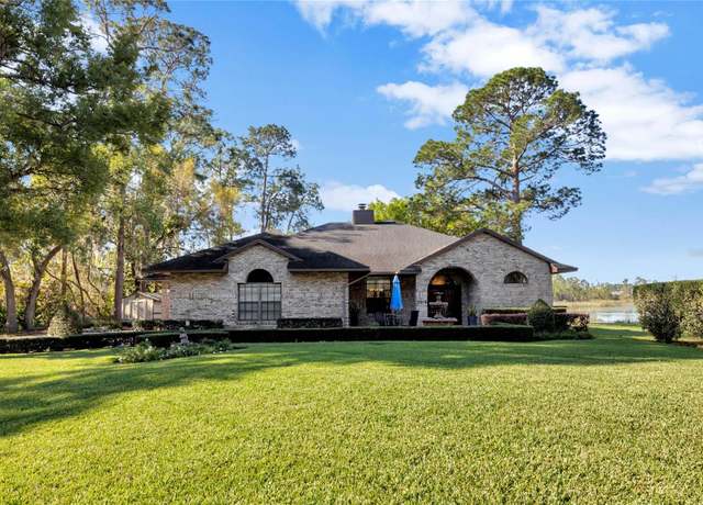 Property at 9318 Lake Hickory Nut Dr, Winter Garden, FL 34787, 3 beds, 2.5 baths