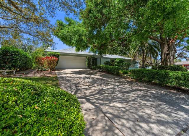 Property at 838 Park Ct, Palm Harbor, FL 34683, 4 beds, 2 baths