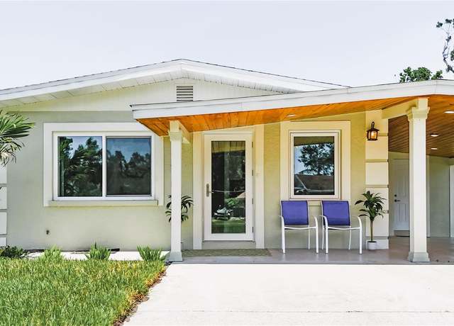 Property at 2604 12th St W, Palmetto, FL 34221, 3 beds, 1 bath