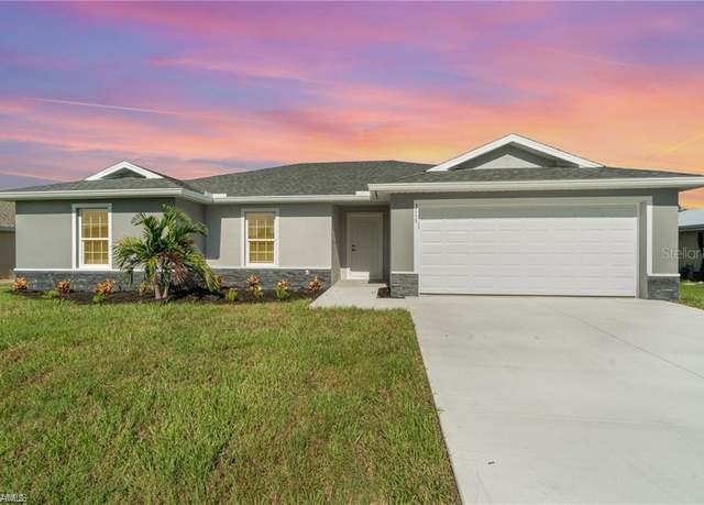 Property at 1030 NE 13th Pl, Cape Coral, FL 33909, 4 beds, 2 baths