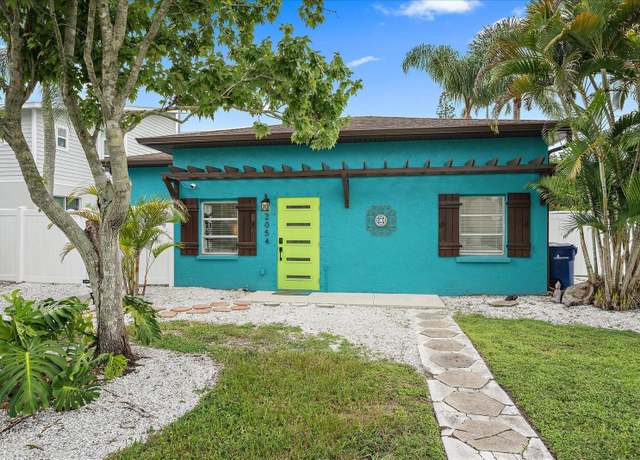 Property at 2054 Roselawn St, Sarasota, FL 34231, 4 beds, 3 baths