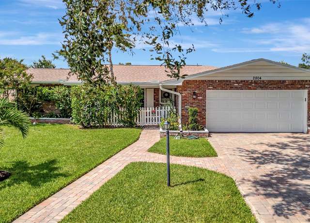 Property at 2804 26th Avenue Dr W, Bradenton, FL 34205, 3 beds, 2 baths