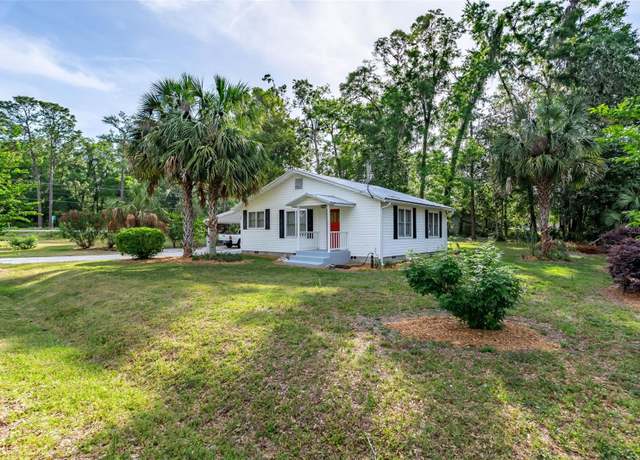 Property at 18763 NW 235th St, High Springs, FL 32643, 2 beds, 1 bath