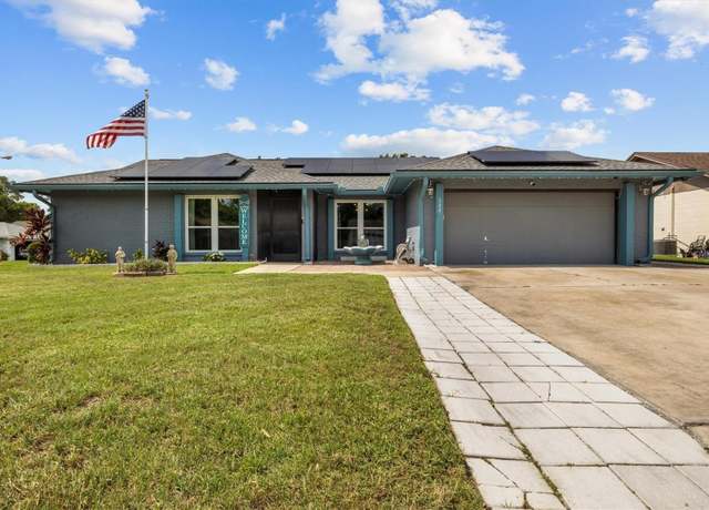 Property at 704 Butternut Pl, Lakeland, FL 33813, 5 beds, 3 baths