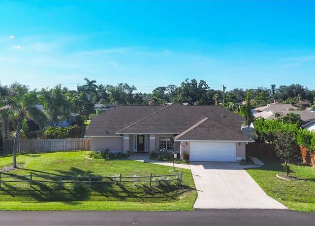 Property at 651 Coronado Rd, Venice, FL 34293, 3 beds, 2 baths