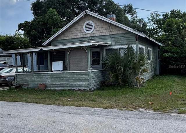 Property at 215 Alma Ct, New Smyrna Beach, FL 32168, 2 beds, 1 bath