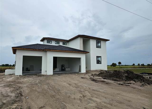 Property at 7 Sunflower Dr, Placida, FL 33946, 3 beds, 2.5 baths
