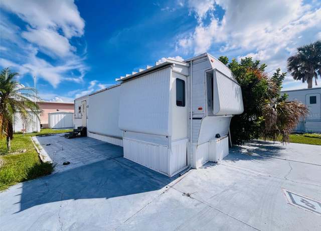 Property at 2215 73rd St E #156, Palmetto, FL 34221, 1 bed, 1 bath