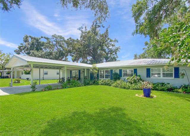 Property at 228 SE Oak Hill St, Lake City, FL 32025, 4 beds, 2 baths
