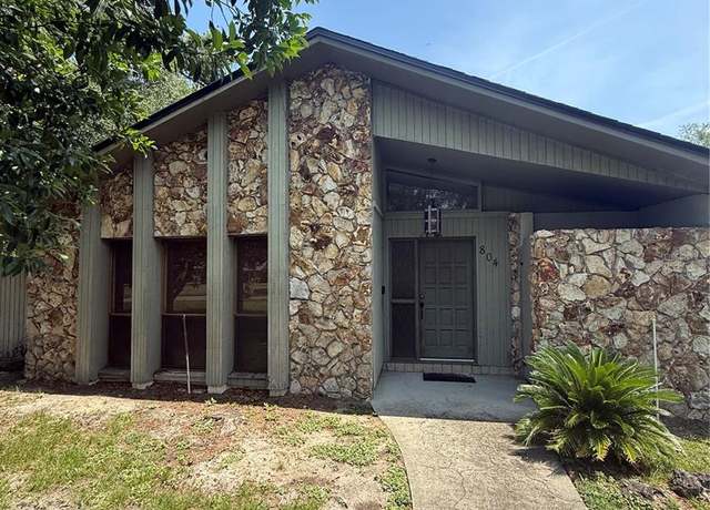 Property at 804 S Sweetwater Blvd, Longwood, FL 32779, 4 beds, 3.5 baths