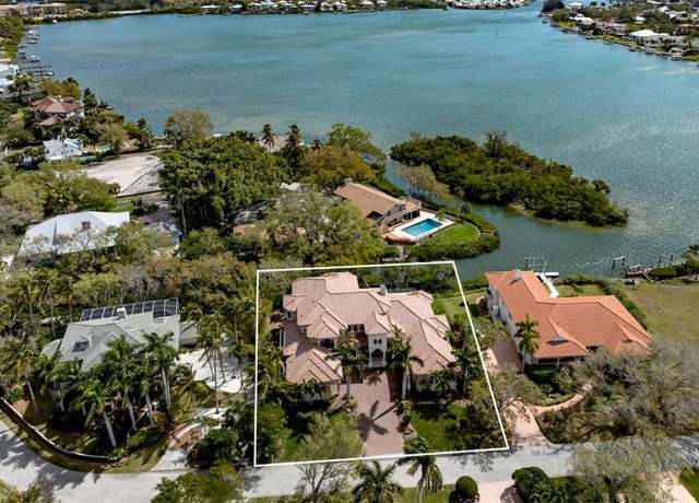 Property at 457 Anchorage Dr, Nokomis, FL 34275, 4 beds, 5.5 baths