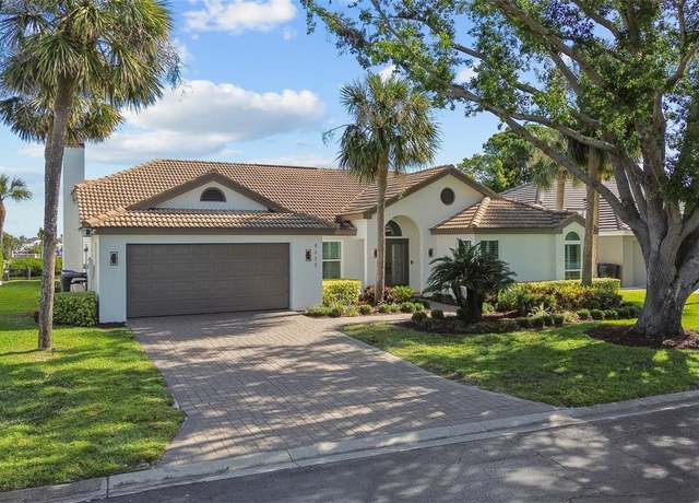 Property at 4635 Alisa Cir NE, St Petersburg, FL 33703, 4 beds, 2.5 baths