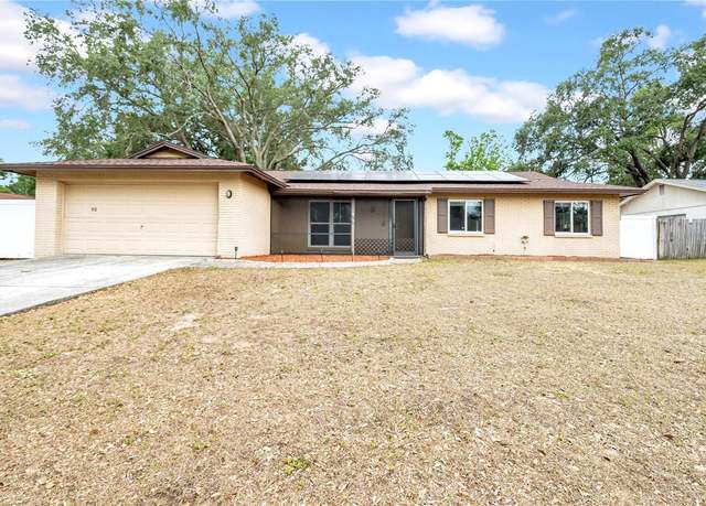 Property at 812 Regent Cir S, Brandon, FL 33511, 3 beds, 2 baths