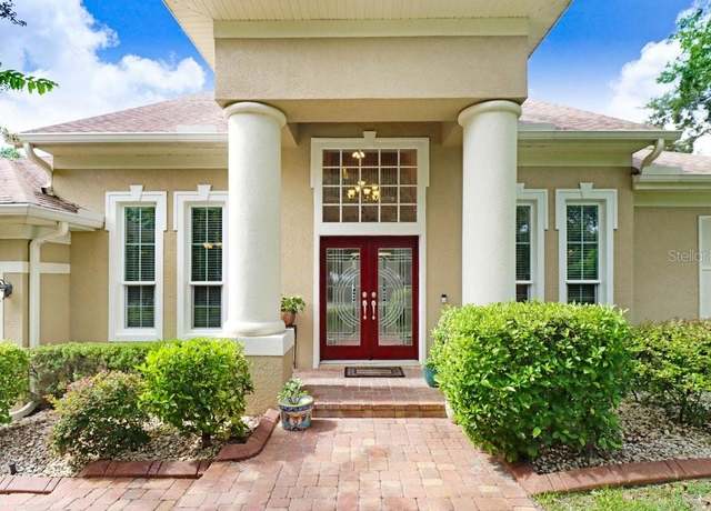 Property at 2433 Fox Forest Dr, Lutz, FL 33549, 4 beds, 3 baths