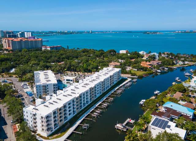 Property at 1709 N Tamiami Trl Unit A421, Sarasota, FL 34234, 1 bed, 1.5 baths