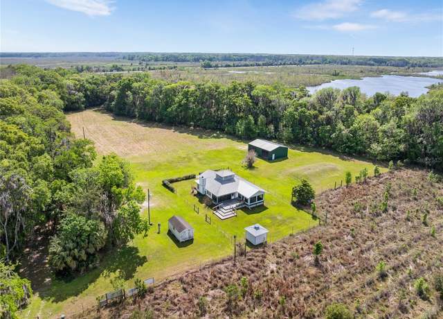 Property at 22706 SE US Highway 301, Hawthorne, FL 32640, 2 beds, 2 baths
