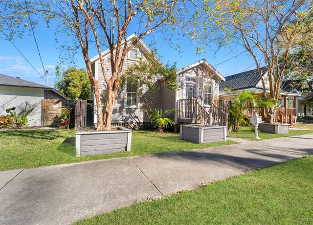 Property at 408 E Amelia Ave, Tampa, FL 33602, 1 bed, 2 baths