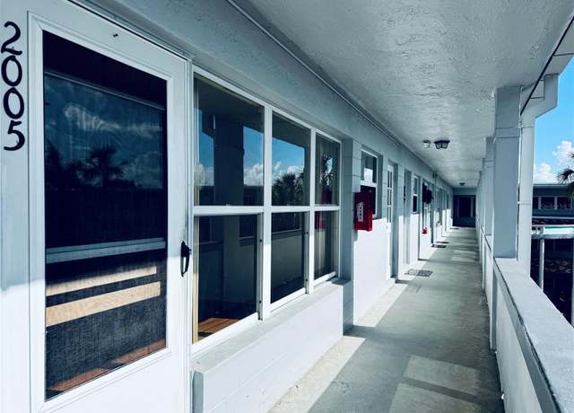 Property at 4300 58th St N #2005, Kenneth City, FL 33709, 2 beds, 2 baths