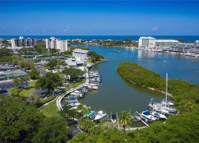 Property at 11510 Shipwatch Dr #3, Largo, FL 33774