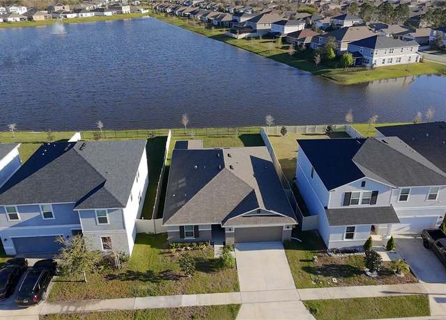 Property at 1524 Venice Ln, Davenport, FL 33896, 4 beds, 2 baths