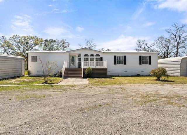 Property at 21884 Whitfield Pl, O'brien, FL 32071, 4 beds, 3 baths
