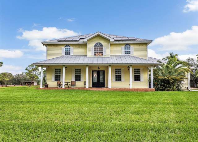 Property at 1810 Desoto Ave, Lehigh Acres, FL 33972, 5 beds, 3.5 baths