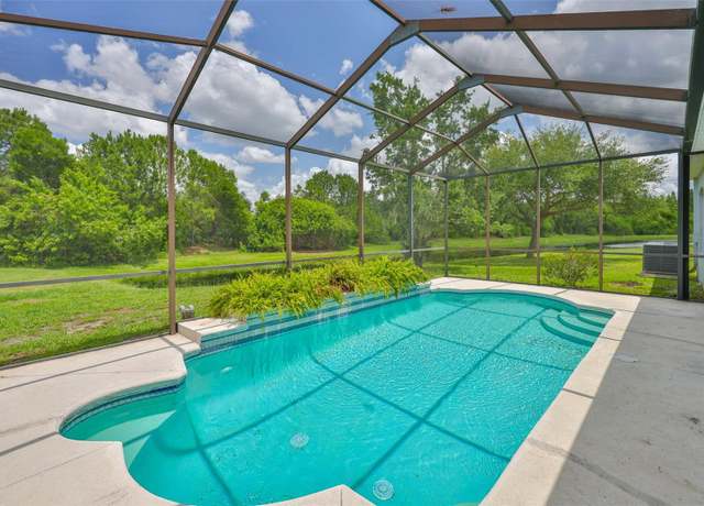 Property at 7114 Cromwell Park Ln, Apollo Beach, FL 33572, 4 beds, 2 baths