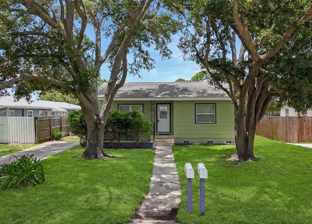 Property at 5725 18th Ave S, Gulfport, FL 33707, 3 beds, 2 baths