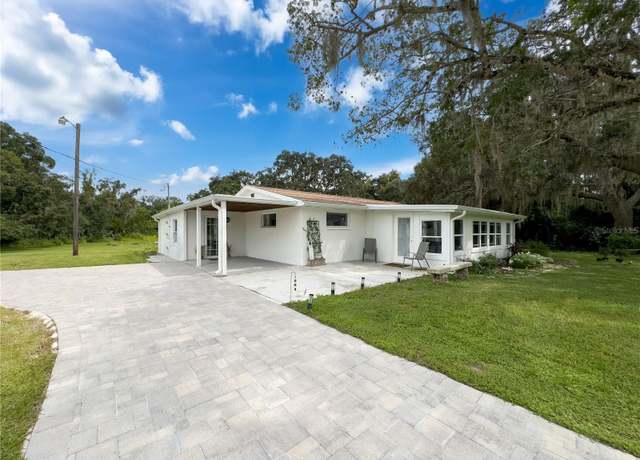 Property at 8540 Roseanne Blvd, New Port Richey, FL 34654, 3 beds, 2 baths