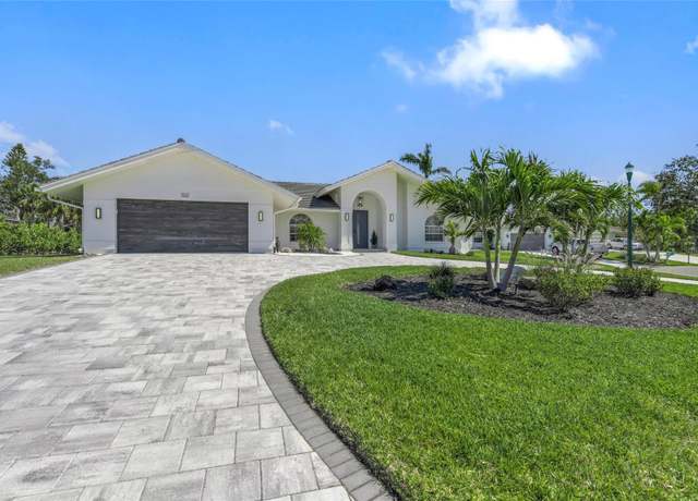 Property at 1527 Buoy Ln, Osprey, FL 34229, 3 beds, 2.5 baths