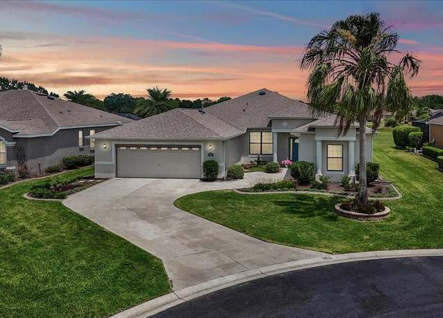 Property at 1427 SW 161st St, Ocala, FL 34473, 4 beds, 3 baths