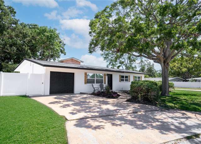 Property at 5698 26th Ave N, St Petersburg, FL 33710, 3 beds, 2 baths